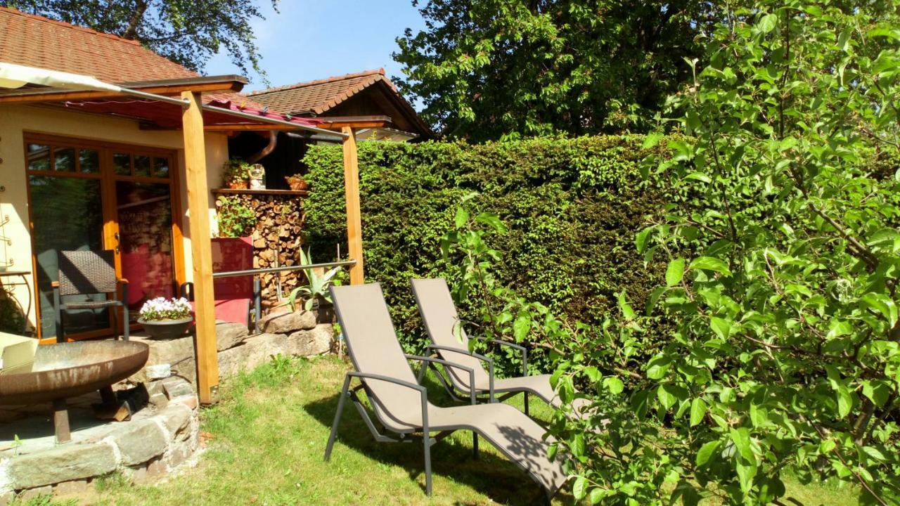 Apartment Mit Gartenblick Eckersdorf Exterior foto